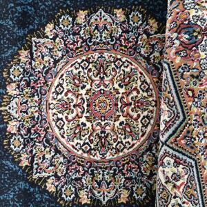 Luksuzni plavi tepih s prekrasnim detaljima u boji Širina: 150 cm | Duljina: 230 cm
