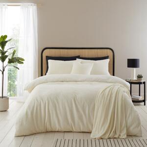 Krem posteljina za bračni krevet od boucle tkanine 200x200 cm Cosy – Catherine Lansfield