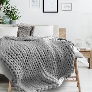 Dekorativna Pletena deka Knit