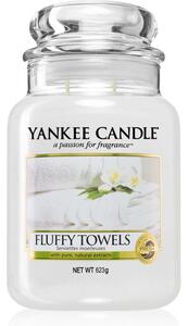 Yankee Candle Fluffy Towels mirisna svijeća Classic srednja 623 g
