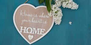 Slika srce s citatom - Home is where your heart is