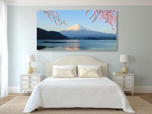 Slika pogled s jezera na Fuji