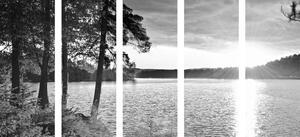 5-dijelna slika zalazak sunca iznad jezera u crno-bijelom dizajnu