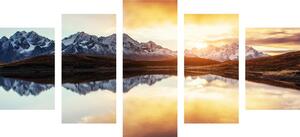 5-dijelna slika blistav zalazak sunca iznad planinskog jezera