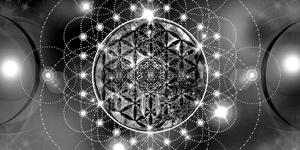 Slika zadivljujuća Mandala u crno-bijelom dizajnu