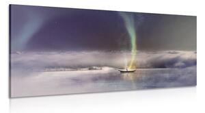Slika polarna svjetlost iznad zaleđenog jezera