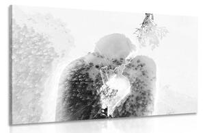 Slika zaljubljeni par ispod imele u crno-bijelom dizajnu