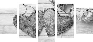 5-dijelna slika božuri i srca od breze u crno-bijelom dizajnu