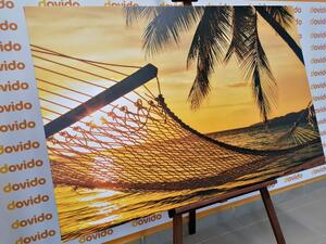 Slika viseća mreža za ležanje na plaži