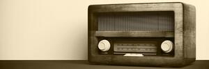 Slika retro radio u sepijastom tonu