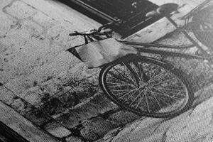 Slika retro bicikl u crno-bijelom dizajnu