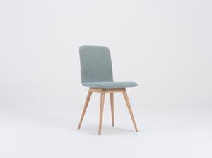 Plava blagovaonska stolica s hrastovom bazom Gazzda Ena