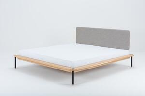 Bračni krevet od hrastovog drveta Gazzda Fina Nero, 140 x 200 cm