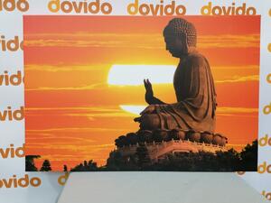 Slika kip Buddhe pri zalasku sunca