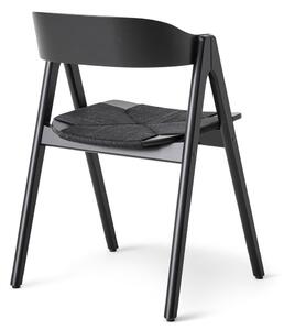 Crna blagovaonska stolica od bukovog drveta sa sjedištem od crnog ratana Findahl by Hammel Mette