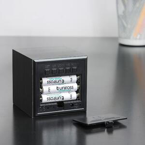 Tamnosiva budilica s bijelim LED zaslonom Gingko Cube Click Clock