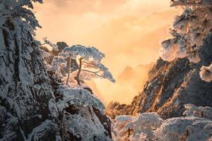 Fotografija Beautiful scene of Huangshan in, Jackyenjoyphotography