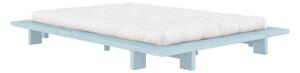 Svijetlo plavi bračni krevet od masivnog bora s podnicom 140x200 cm Japan – Karup Design