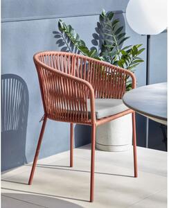 Vrtna stolica u boji terakote Kave Home Yanet
