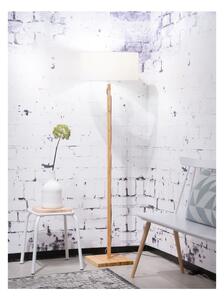 Podna svjetiljka s bijelim sjenilom i Good & Mojo Fuji konstrukcijom od bambusa