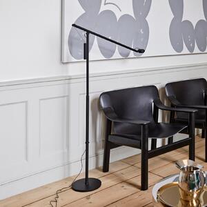 HAY Hay Fifty-Fifty LED podna lampa, crna, visina 135 cm, prigušiva, prigušiva, Crno, Dnevni boravak/blagovaonica, Aluminij