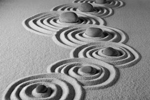Fototapeta crno-bijelo kamenje u krugovima