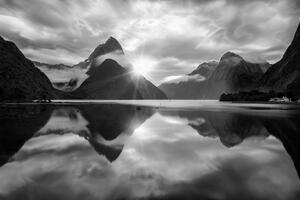 Fototapeta crno-bijeli izlazak sunca na Novom Zelandu