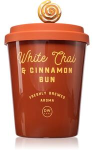 DW Home Cup Of Joe White Chai & Cinnamon Bun mirisna svijeća 907 g