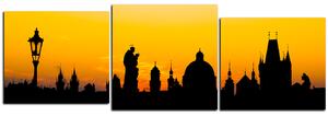 Slika na platnu - Siluete tornjeva i kipova u Pragu - panorama 5112E (90x30 cm)