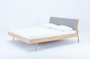 Black Friday - Tapecirani bračni krevet od hrastovine u sivo-prirodnoj boji 180x200 cm Fawn - Gazzda