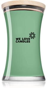 We Love Candles Basic Fresh Grass mirisna svijeća s drvenim fitiljem 700 g