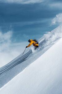 Umjetnička fotografija Mid adult male skier speeding downhill,, Ross Woodhall, (26.7 x 40 cm)