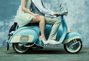 Umjetnička fotografija Couple riding vintage scooter, Colin Anderson Productions pty ltd, (40 x 26.7 cm)