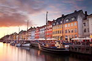 Umjetnička fotografija Sunset on Nyhavn Canal, Copenhagen, Denmark., Benjeev Rendhava, (40 x 26.7 cm)