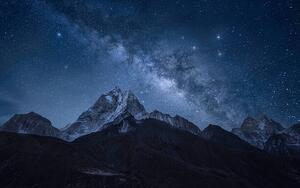 Umjetnička fotografija Milky way over Ama Dablam, Sagarmatha NP, Nepal, Weerakarn Satitniramai, (40 x 24.6 cm)