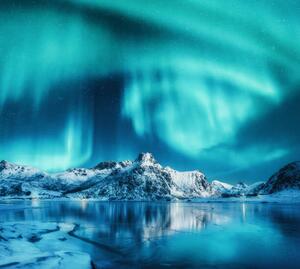 Umjetnička fotografija Aurora borealis above snowy mountains, frozen, den-belitsky, (40 x 35 cm)