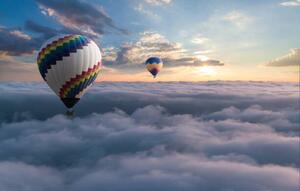 Umjetnička fotografija Colorful hot air balloon flying above the clouds, guvendemir, (40 x 24.6 cm)