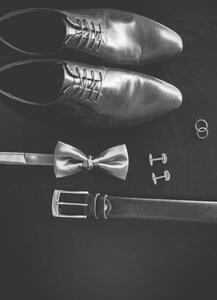Umjetnička fotografija Black man's shoes, cufflinks, wedding rings,, Nadtochiy, (26.7 x 40 cm)