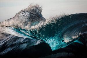 Umjetnička fotografija Extreme close up of thrashing emerald ocean waves, Philip Thurston, (40 x 26.7 cm)