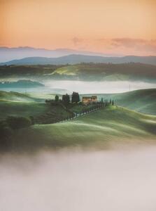 Umjetnička fotografija Tuscany sunrise landscape view of green, serts, (30 x 40 cm)