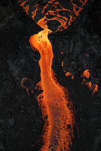 Umjetnička fotografija Drone image looking down on a lava river, Iceland, Abstract Aerial Art, (26.7 x 40 cm)