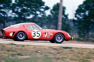 Fotografija Larry Perkins driving a Ferrari 250GTO, 1966
