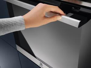 PEĆNICA ELECTROLUX EOD 6P77WX