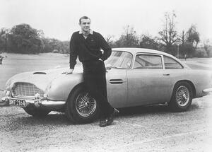 Fotografija Sean Connery with 007's Aston Martin, Bettmann