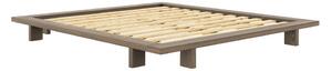 Smeđi bračni krevet od masivnog bora s podnicom 180x200 cm Japan – Karup Design