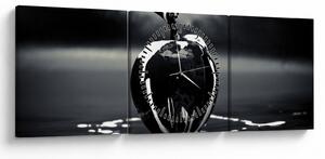 Slika crne jabuke (sa satom) (90x30 cm)