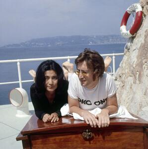 Fotografija John Lennon and Yoko Ono at the Hotel du Cap Eden Roc, Antibes, 1970