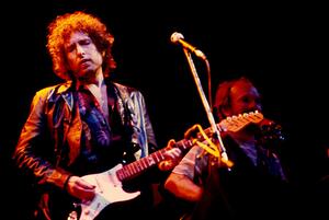 Fotografija Writer composer Bob Dylan at a concert in the early 1980s