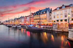 Fotografija Copenhagen, Denmark at Nyhavn Canal, SeanPavonePhoto