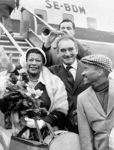 Fotografija Ella Fitzgerald at Paris Airport, 1957